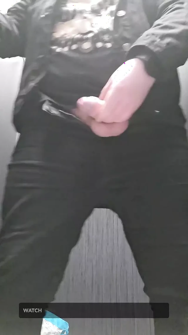 Quick Risky Wank in Public Toilet