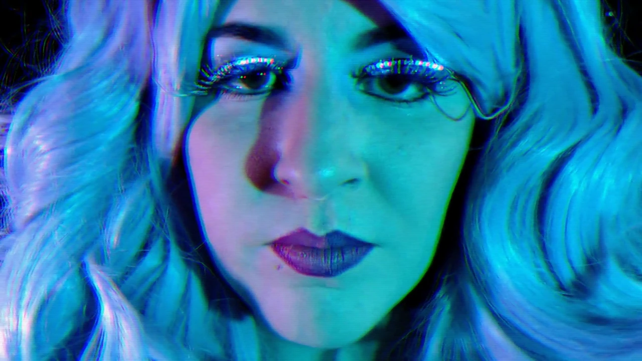 Glamoureyes