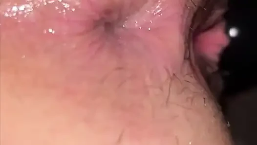 Bu genç üvey anne için acımasız anal seks