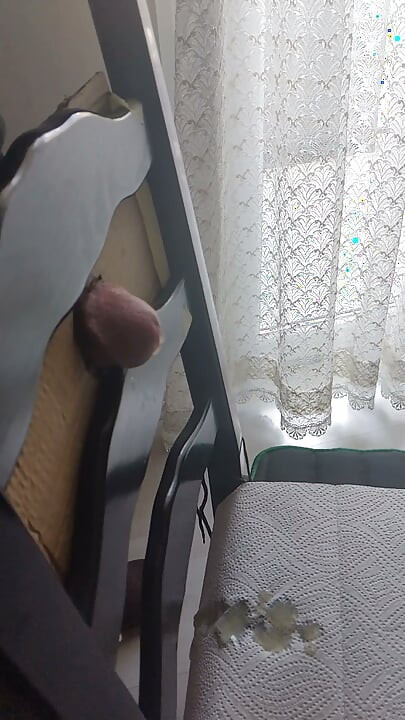 Chair fuck and cum quickly