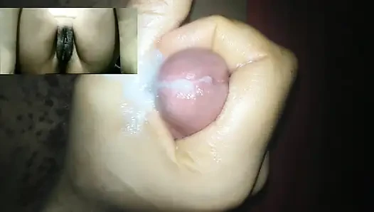 Masturbating with my girlfriend on a video call