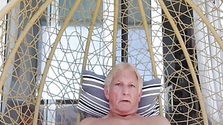 Clive's cum
