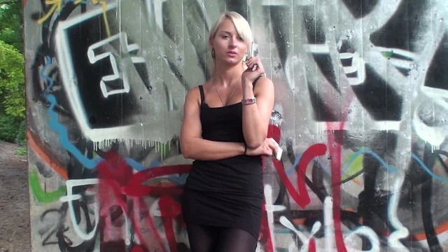 princess paris smoking pov