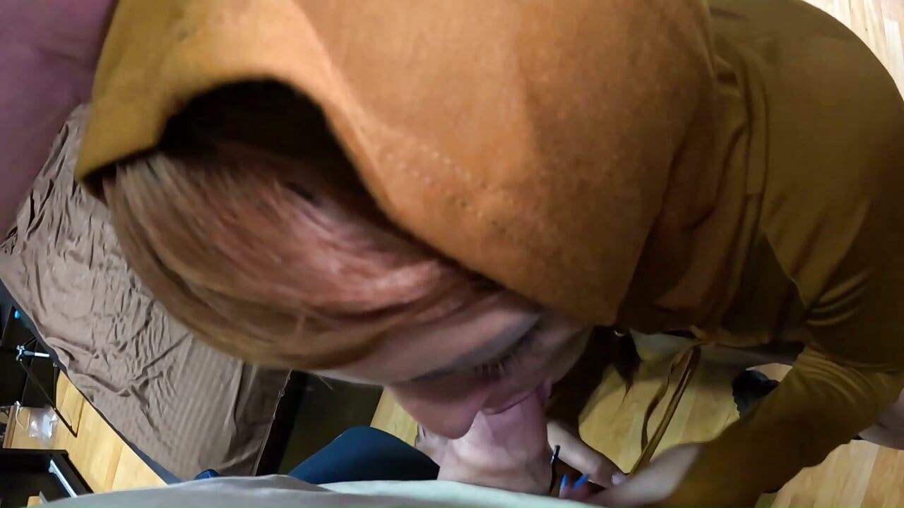 Miss Hood Porno Parody - Naughty Fairytale Fuck, Deepthroat & Double Cum on Cape