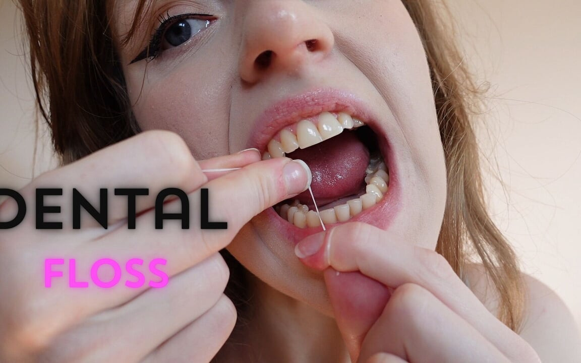 I Clean My Teeth with Dental Floss