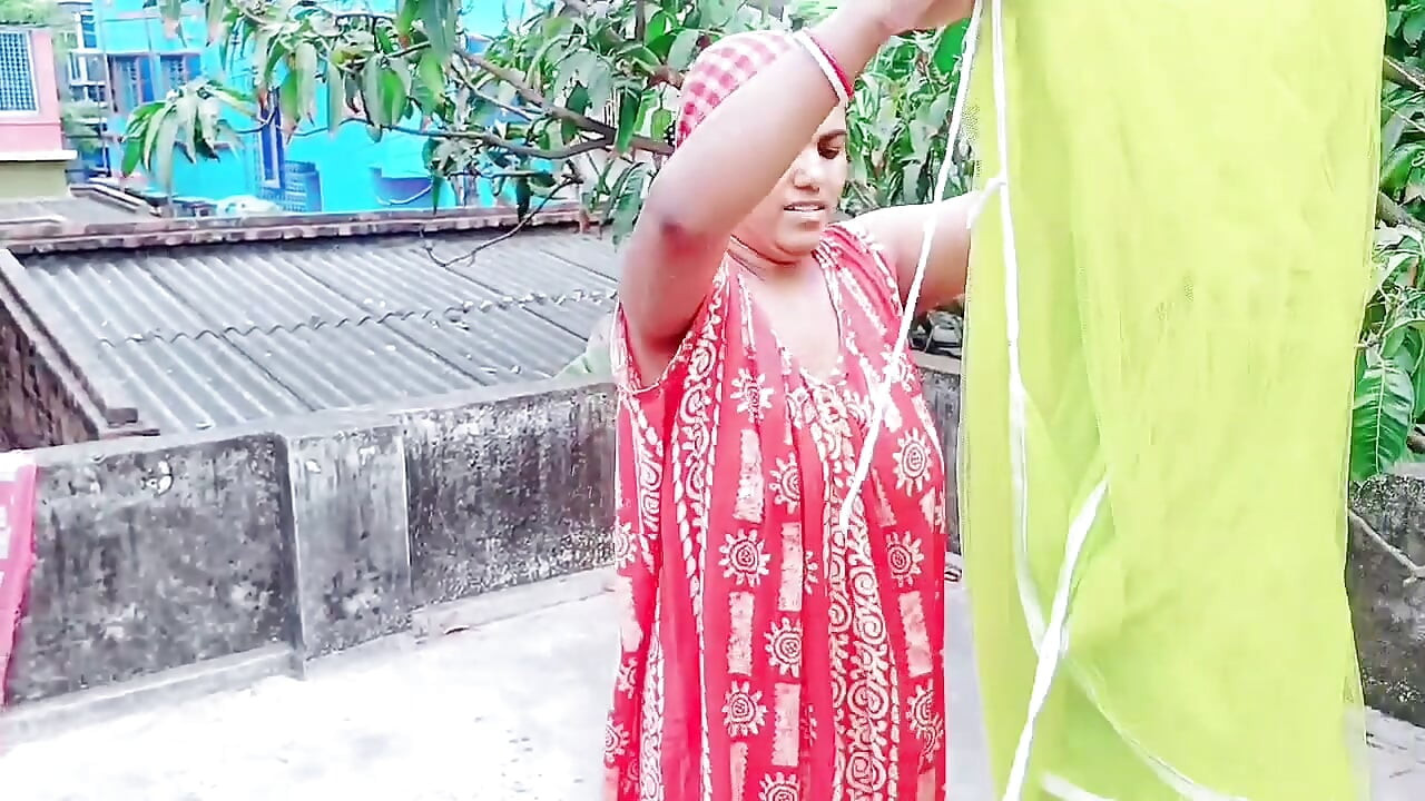 देवर ने अपने स्तन दबाकर सेक्स किया