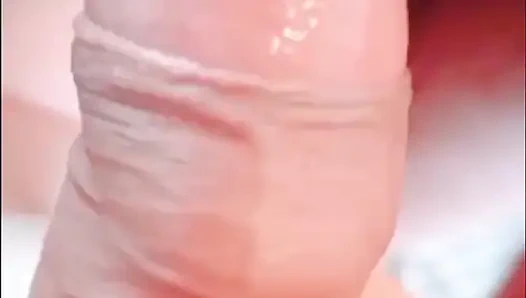 Sabrina deliği ağzına alıyor ve tüm dölleri yutuyor