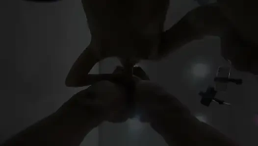 Dia membiarkan dirinya jujur hanya saat ini