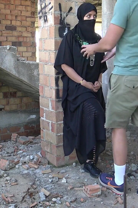 Πρωκτικό σεξ με μουσουλμάνα