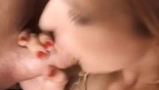 Kocası güzel karısını paylaşıyor