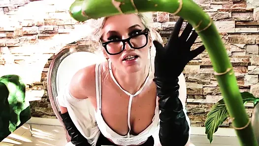 Dirty footjob teacher