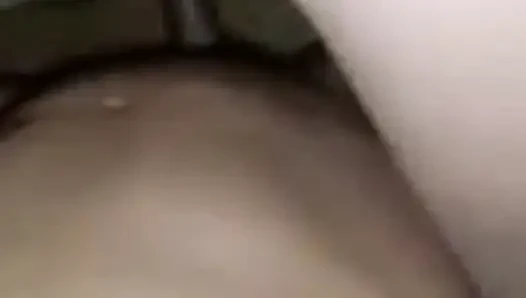 Tiba-tiba ngentot memek sempit adik tiriku yang masih perawan waktu nggak ada yang lagi seks athome