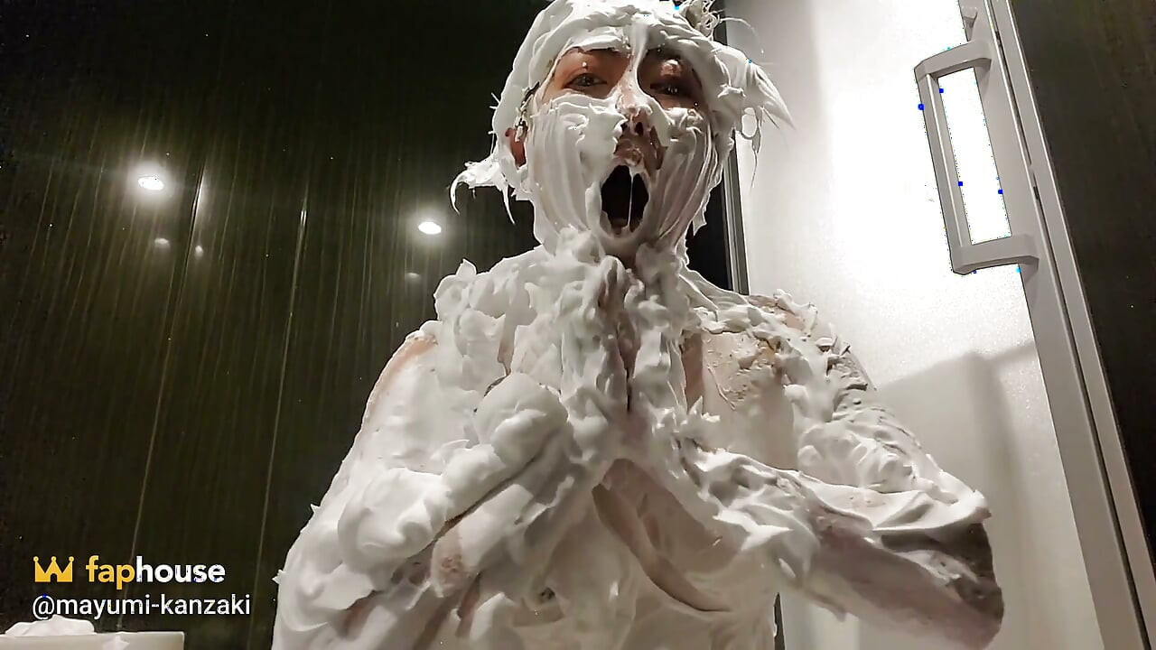 Let's Play Together Using Shaving Foam