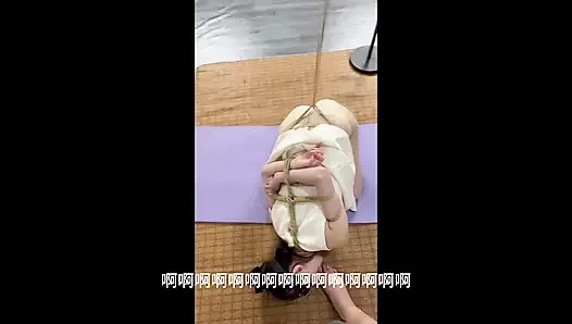 Latihan berlutut sambil berdiri impian + orgasme bagian 3