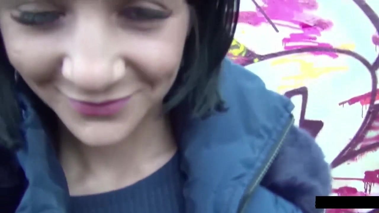 Amateur Model Seduced To Fuck