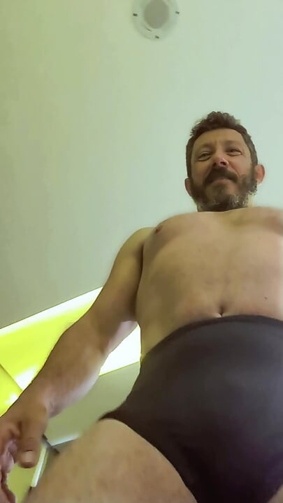 POV - adoração muscular