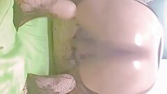 Une tapette cocu baise son cul béant brésilien