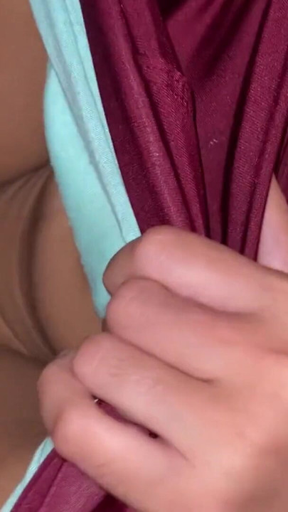 Vídeo viral de jovem meia-irmã viciada em ser fodida por meio-irmão mais velho | Clipe 2