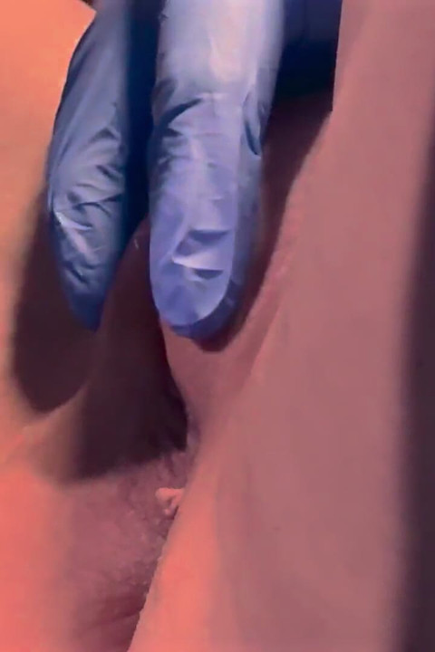 Slutty'nin amcık karantinası