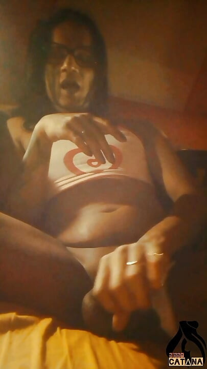 Indian Tswoman jerk off her clit until squirting the biggest load of juice ever see