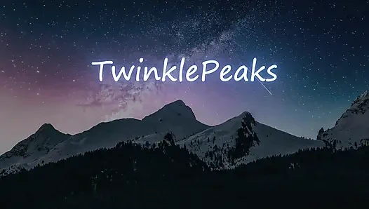 Kedua lubangnya di-fingering sampai belepotan