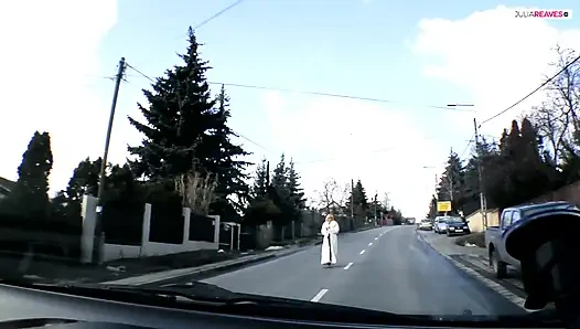 Sarışın ev hanımı sonunda anal sikişmek istiyor