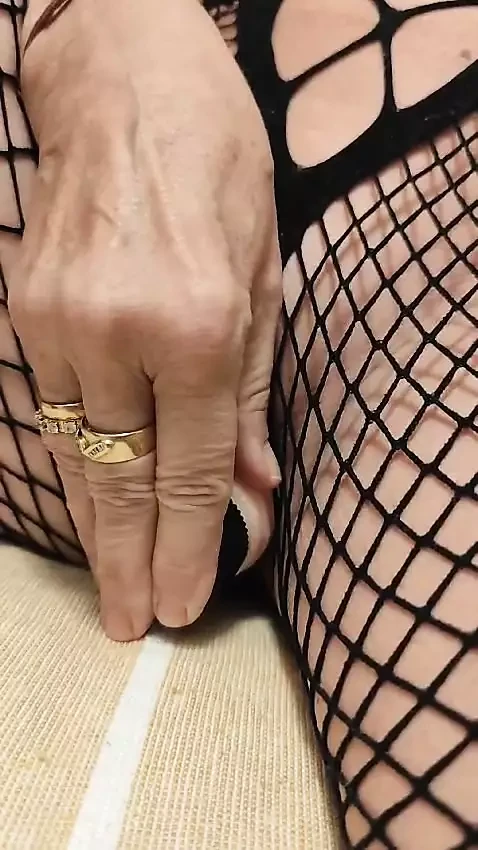 Close-up vibrator in Lory's pussy