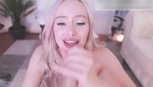 So ein geiles und bedürftiges mädchen! Fick mich einfach