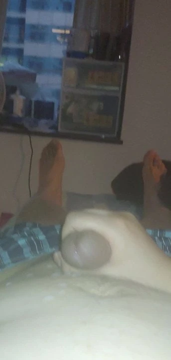 Wife saw my morning wood... Did me a big favor