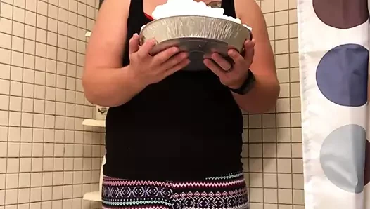 Transformative Wam porn video – Sissy Pies Herself in the Face (WAM)