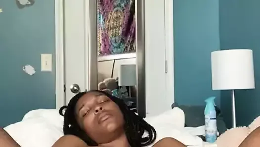ebony fingers clit to orgasm contractions at 1.25