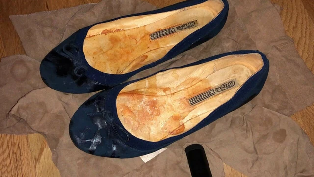 Cum on GF Flat Ballerinas (29. Shot)