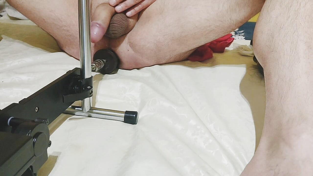 Anal arrombada com vibrador monstro
