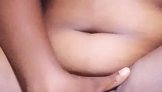 All fingers till I squirt