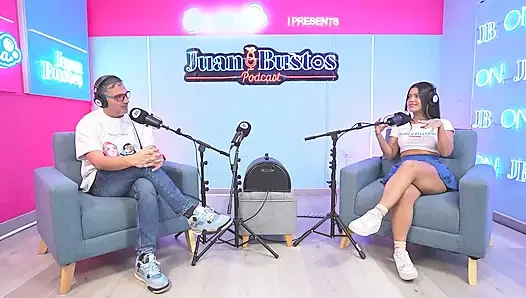 Camila henao gırtlağına kadar alıyor: erkek arkadaşının kalın yarağını gırtlağına kadar alıyor ve ağzına boşalıyor