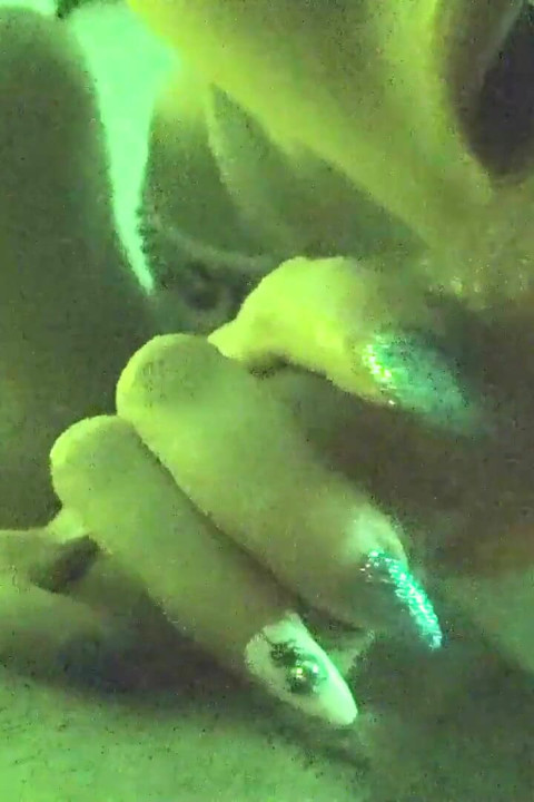 Stepdaughter on her first night with her stepfather took his cock in her mouth