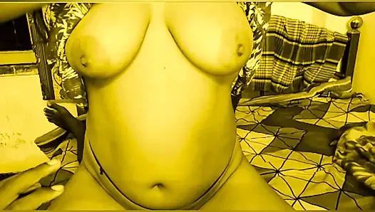 Seksi yengem büyük yarağımı senin güzel amcığın için hazır.