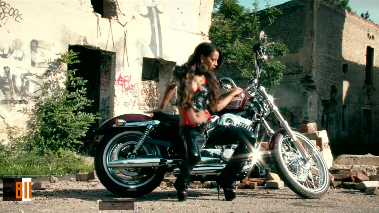 Isabela Chrystin – bikes and babes tv sexy videos