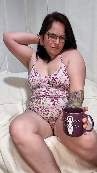 Nude plugado hora do café
