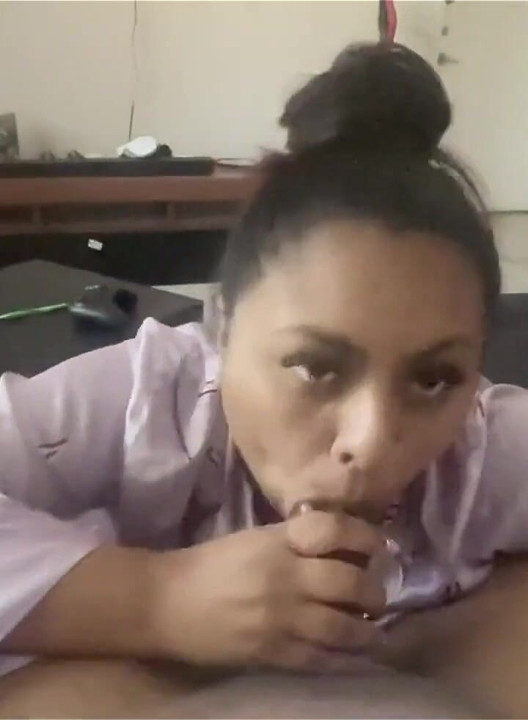 Queen Monica Gives Sloppy Blowjob for Breakfest and Gets Huge Facial