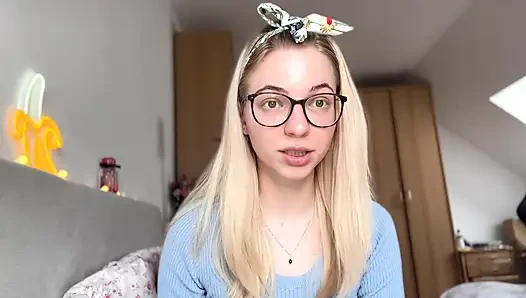 Aku menguras spermanya dari $5329 dan tas baru! (Findom Story)