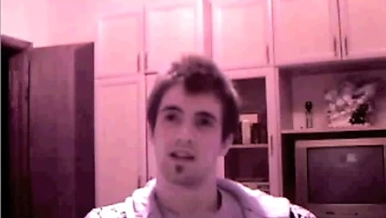 adam üzerinde cam 6
