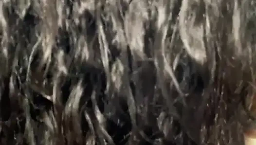 "Anda tinggal... tetapi dengan risiko Anda sendiri."