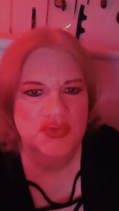 Why I switched my hookups with men and other Tgirls from apps to Sissy Crossdresser parties