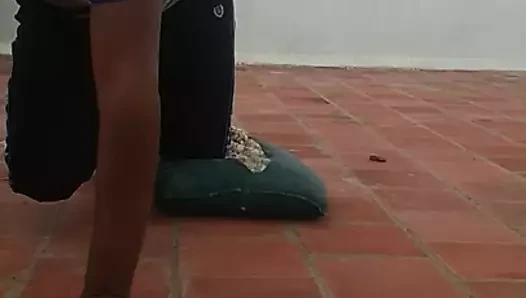 spor ayakkabı eşcinsel