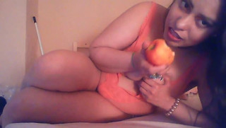 Ginger Paris Apple Cooling Hot Dirty Pussy