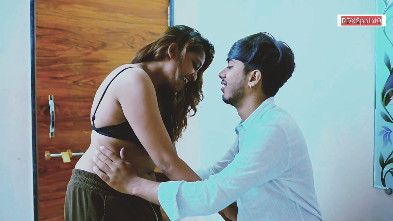 Sexy and hot girlfriend wait kar rahi thi Apne boyfriend ka sex ke liye Hard Fucking