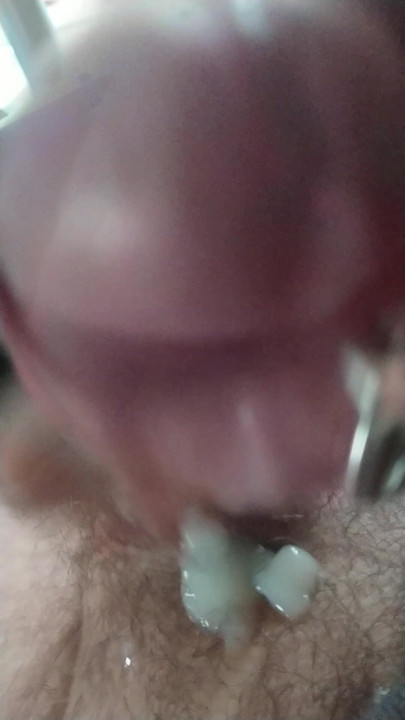 Madam, I spit you in the face!! Do you like ??!