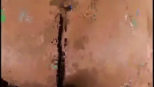 Tombul zenci hatun kıllı amına sert bir yarak alıyor