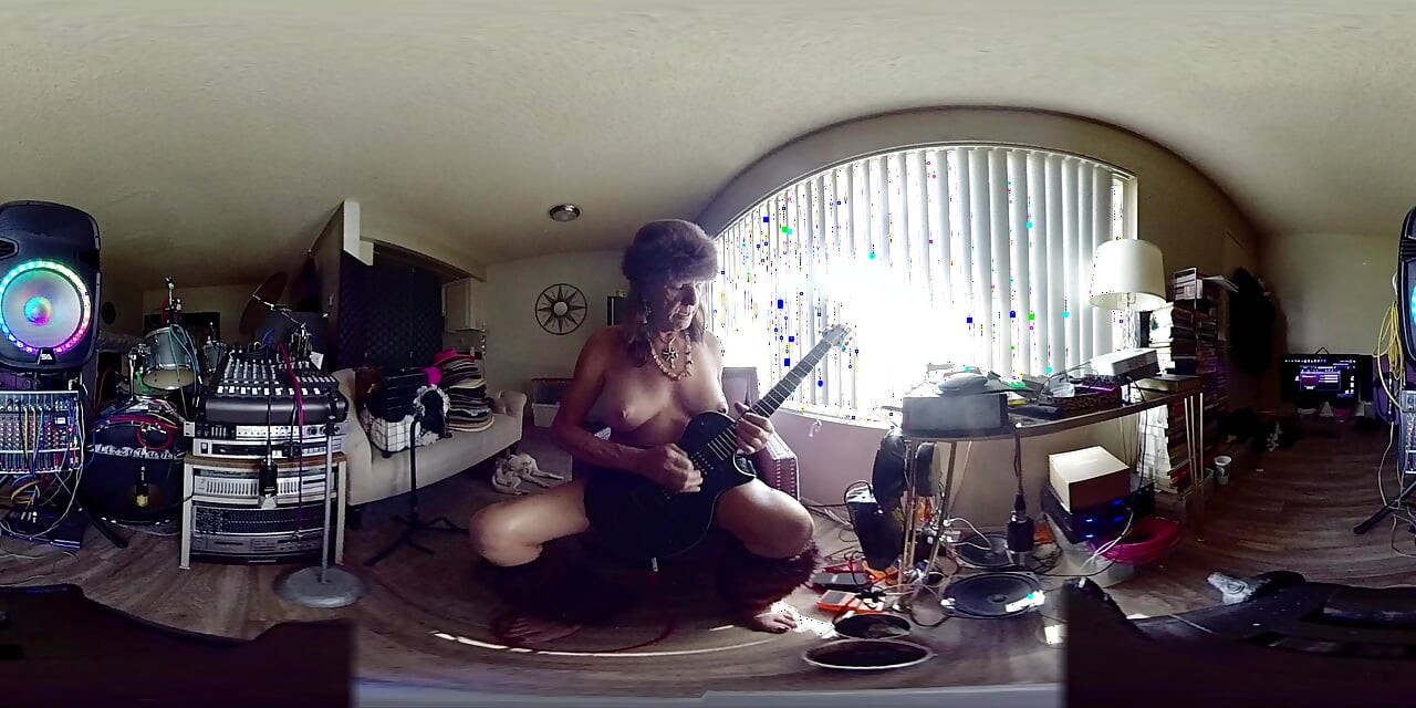 Lizzy Yum VR JUNE 2025 Masturbation Dilating Bathing Edging Amateur, Big Tits, Sex Toy, Solo (dilate masturbate 109)